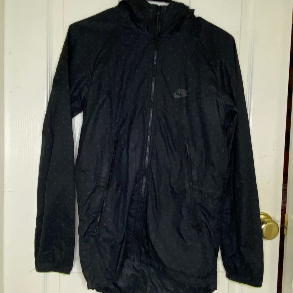 Nike Windbreaker (Size S)